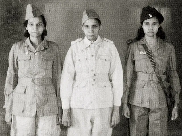 Lilavati Kaki, Ramaben and Neelamben Mehta.